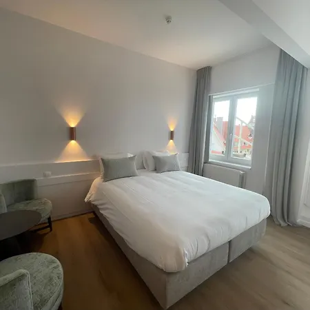 Strandhotel 2*