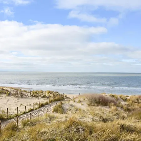 호텔 Strandhotel 2*